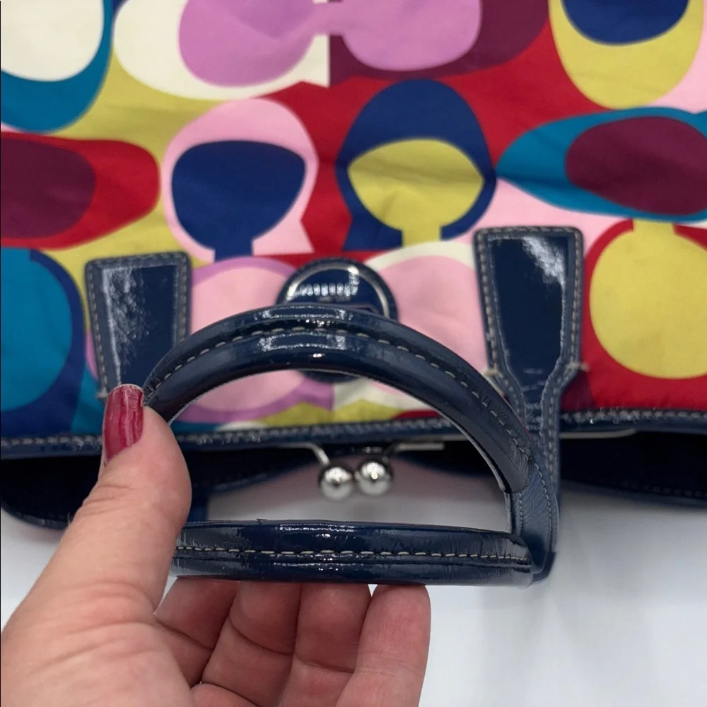 Coach Colorful Signature Scarf Print Framed Carryall Shoulder Kiss Lock Bag - Picture 5 of 12